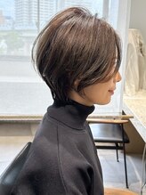 スリー(three.)