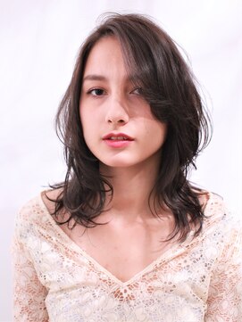 フェリチタ ひばりヶ丘(FELICITA) 暗めなのに、おしゃれ!インナーハイライトウルフ