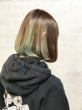 クアトロ グランシュ 川崎店(QUATRO × GranCieux) 冬のワンポイントカラーボブ