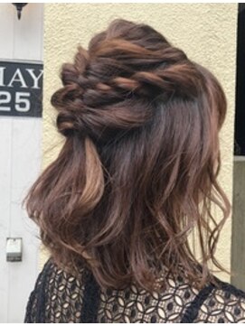 ハロ 蕨(HALO) ヘアセット