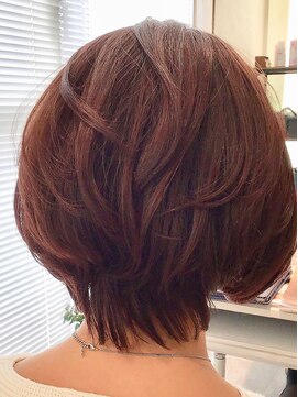 アンビエンテ(ambiente) 美ショート　ショートボブ　ショートスタイル　イノアカラー