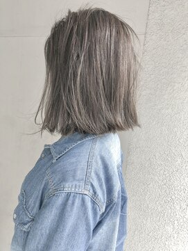 ヘアーアンドアトリエ マール(Hair&Atelier Marl) 【Marl】ラベンダーグレージュカラーの切りっぱなしボブ♪