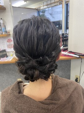 ヘアーステージブルーム(HAIR STAGE BLOOM) 着物まとめ髪