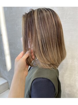 アイス(ice) 外国人風カラー/シラーグレージュ/カール/フレッシュ/オンブレ