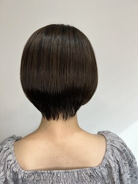 ブル(Bull) くびれショートスタイル