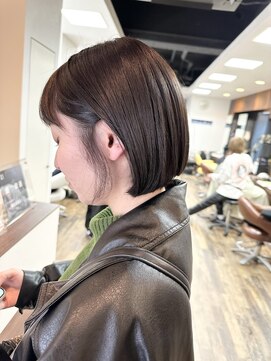 ジールヤマグチ 朝霧駅前店 【切りっぱなしボブ】マーブ/イルミナカラー/白髪ぼかし/韓国