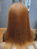 バルビエーレ アーディ(Barbier Adi) 艶髪トリートメント