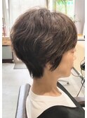 癖毛を活かしたショート