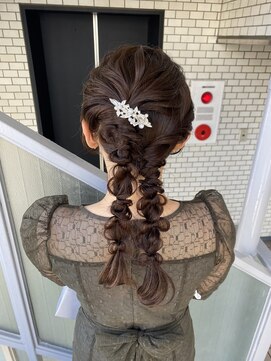 フェリーチェ(Felice) ツインヘア　ツインポニー　参列ヘア　イベントヘア