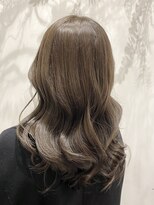 エレノア 新宿西口店(Eleanor)&nbsp;オリーブベージュ