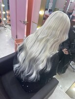 ミーナ バイ ワンズ 町田(mina by one's kyougoku)&nbsp;ハッシュカット フルバング 愛され ブリーチ レッドブラウン