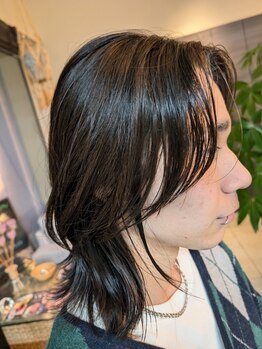 スール(seul)の写真/好印象には顔そりやひげ、眉のお手入れが大切！プロのお手入れでワントーン明るく清潔感ある印象へ！
