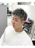 シルバーハイライト 短髪パーマ