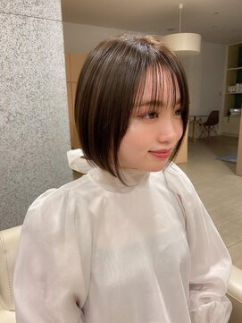 ビームズ ヘアー ブラン(Bee ms HAIR Blanc+) 小顔見せショートベージュカラーブリーチしない透明感カラー