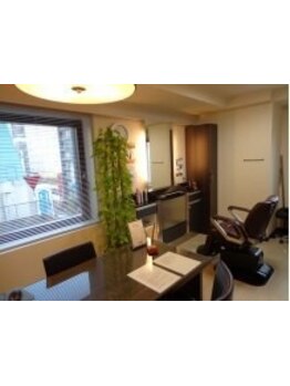 周りを気にする必要のない完全個室サロンです。思い切りリラックスできます！