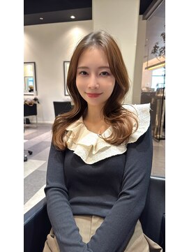 ソピ バイ インビテーション(sopi by invitation) 大人可愛いくびれレイヤー♪