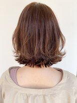 トゥーナ 表参道(tona) ミディアムレイヤー、外ハネボブ、グレージュ、脱白髪染め☆
