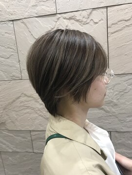 ウィクシー(wixy) ショートヘアでも外国人風ハイライト「ヌーディーグレー」