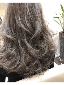 フォルマ FORMA シースルーバレイヤージュハイライトカラー