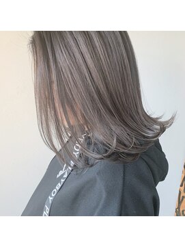 エトランジェ(Etrange) 大人かわいい☆ふんわり愛され透明感グレージュアッシュ