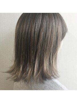 シエスタ バイ アンブルリュクス(siesta by amble luxe) 軽やかミディ☆