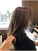 【BELSTA佐藤】透き通るベージュカラーとミディアムレイヤー♪
