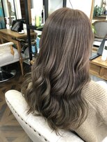 アトリエメルシー 代々木(atelier merci)&nbsp;韓国風巻き髪 / グレーベージュ