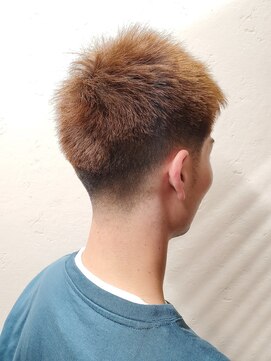 イナバ(Hair Life INABA) メンテナンスにポイントフェードカット