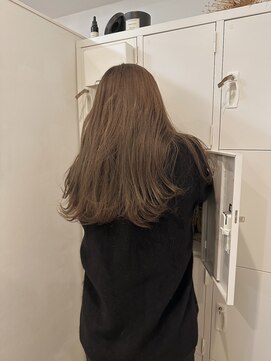 エイチ 梅田(H) グレージュ髪質改善レイヤーカット20代30代40代ホワイトベージュ