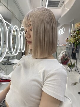 ガガ 心斎橋(GAGA) bob blonde