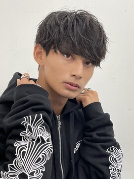 アーリー(Ali'i) 束感マッシュソフトツイストパーマツーブロック刈り上げ