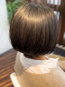 アトリエアルシュ(atelier ARCHE) 天然100%ヘナで白髪ぼかし ヘナで白髪をブラウンに染める