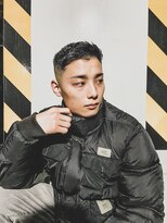 ルアウラフ(LUAU LOUGH)&nbsp;【YASU】スキンフェード/Instagram-@yasu_lough_