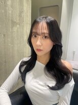 ベール(Vale)&nbsp;艶感ロングウェーブ×髪質改善カラー/シースルーバング#1