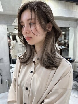 サイン 表参道(SIGN) 韓国ヘアグレージュカラーブリーチ無し髪質改善イヤリングカラー