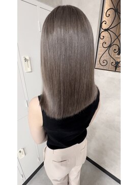 ルノン シェリー(LUNON cheliy) シルバーベージュ/ダブルカラー/ハイトーン