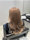 iLUMi × ベージュカラー