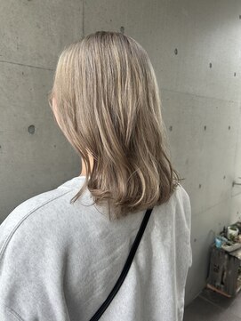 アチーブ ヘア デザイン(achieve hair design) ミルクティーベージュゆるふわウェーブミディ艶感大人可愛い