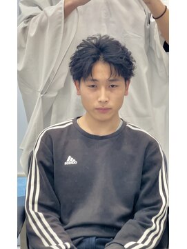 サロウィン 大宮(SALOWIN) フェザーショート大宮フェザーパーマ就活学割センターパート埼玉