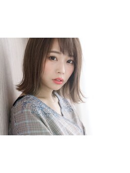 柔らかな手触りの縮毛矯正とこだわりカットをRe-神楽坂厳選最上級トリートメントで理想的なスタイルへ導く