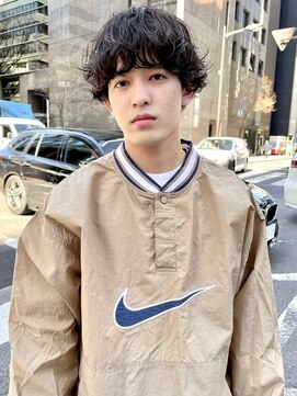 ソト 銀座(soto.) ブルーブラック/フェザーパーマ/刈り上げセンターパート［銀座］