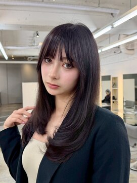 ヒュー 広島(HEW) オフブラック落とせる黒染め暗染めグレージュミディアムレイヤー