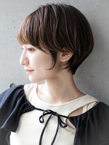 カライング(ing)&nbsp;大人可愛い20代30代40代黒髪前下がりひし形小顔ボブ丸みショート