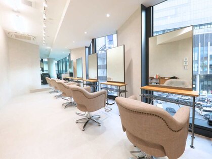 クラッチ 梅田茶屋町店(CLUTCH)の写真