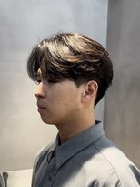 ニコトウキョウ 新宿(nico TOKYO)&nbsp;テーパーフェードニュアンスパーマ刈り上げセンターパートメンズ