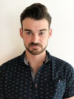 メリケンバーバーショップ コウベ(MERICAN BARBERSHOP KOBE) ビジネスライク外国人ネープレスツーブロック73アップバング