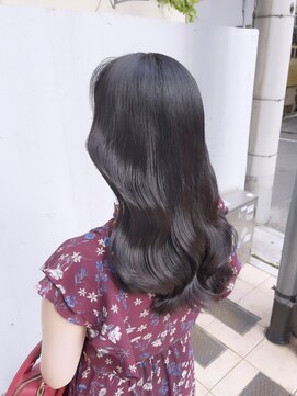 エヴリンアンドペイジ(Evelyn&paige) 韓国風暗髪×ヨシンモリ〈神戸元町・三ノ宮〉