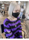 ホワイトグレー