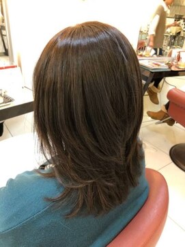 クオリス 上福岡店(QUALIS) レイヤーカット/ロング/アッシュベージュ/30代40代50代/くびれ