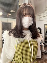 ヘアーアンドメイク ビス(HAIR&MAKE bis) 顔周りレイヤー/ショコラベージュカラー【多田 華歌】